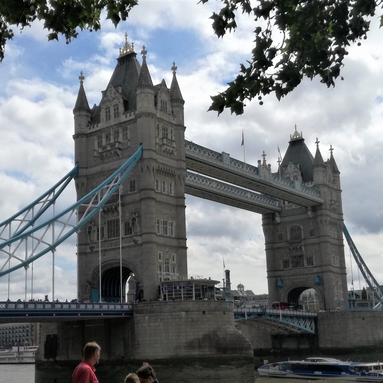 čudoviti londonski Tower Bridge